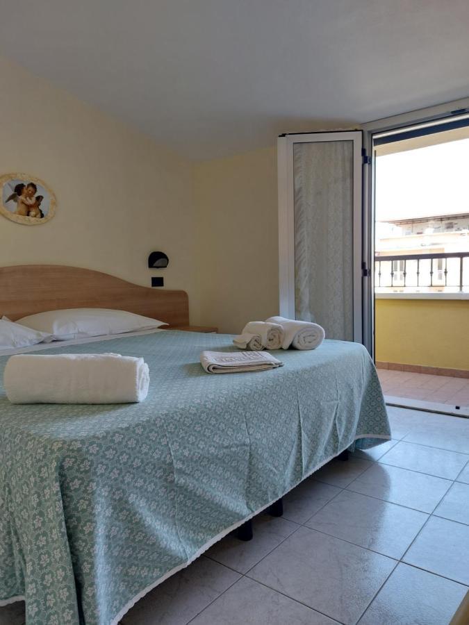 Hotel Villa Aurora Bellaria-Igea Marina Exterior photo